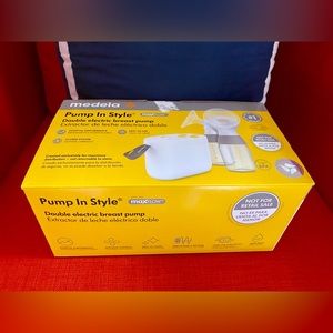 Medela Pump in Style with MaxFlow Double Electric Breast Nursing Pump